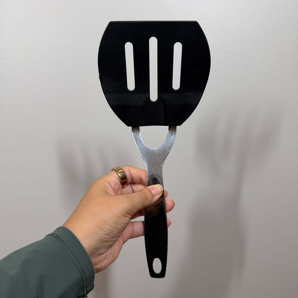 Oneida Black Slotted Turner with Black Handle